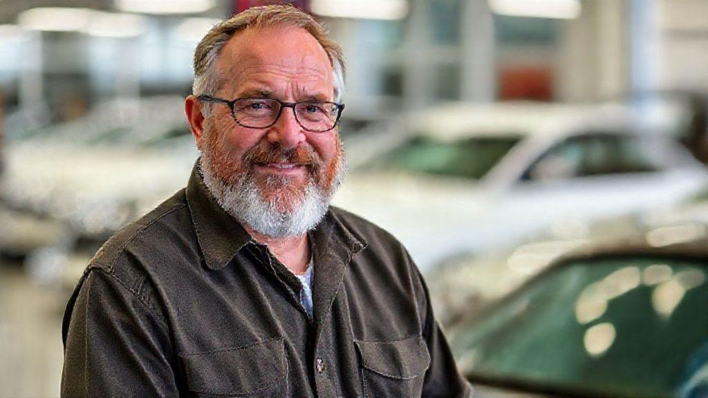 Man Puts The 'Dealer' In 'Car Dealer,' Gets 40 Years For Selling Weed: A Comprehensive Review of the Situation and the Latest in Automotive Technology | High Quality Images Man Puts The 'Dealer' In 'Car Dealer,' Gets 40 Years For Selling Weed: A Comprehensive Review of the Situation and the Latest in Automotive Technology - Complete Specifications, Price & Review 2025