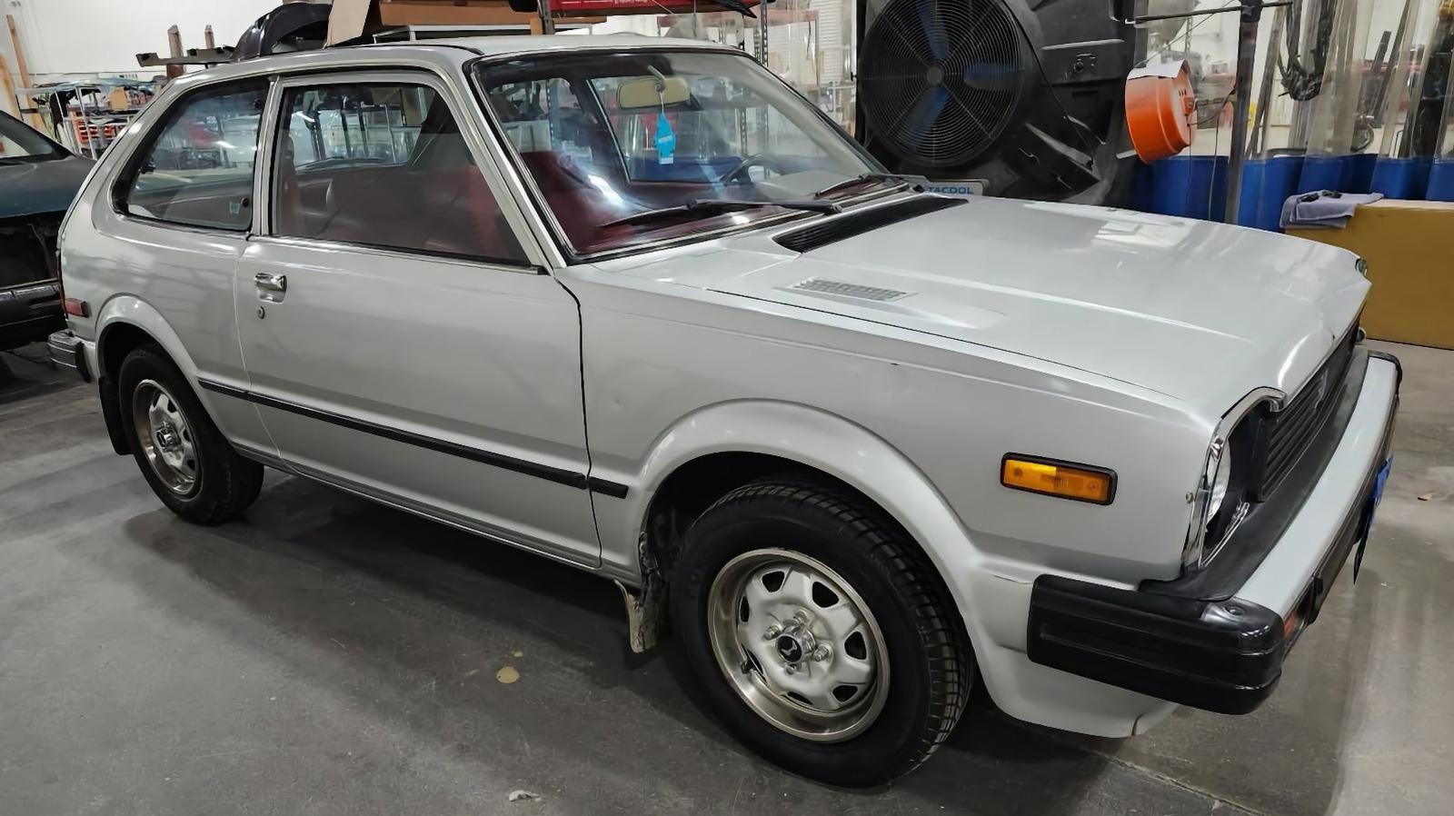 At $13,000, Will This Survivor 1980 Honda Civic GL Survive Our Scrutiny? - Complete Specifications, Price & Review 2025