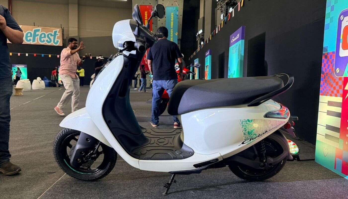 Bajaj Chetak C25 Price, Specs, Range & Colours – Affordable Electric Scooter - Complete Specifications, Price & Review 2026