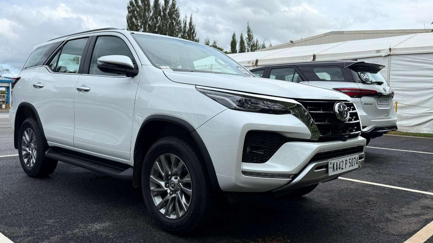 Toyota Diesel SUVs in India: Fortuner, Land Cruiser 300 & Hilux – Price, Mileage & Features - Complete Specifications, Price & Review 2026