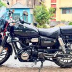 350cc to 450cc Motorcycle Sales November 2025: Royal Enfield, Triumph, Honda, KTM, Bajaj, Harley‑Davidson, Aprilia & Jawa Overview