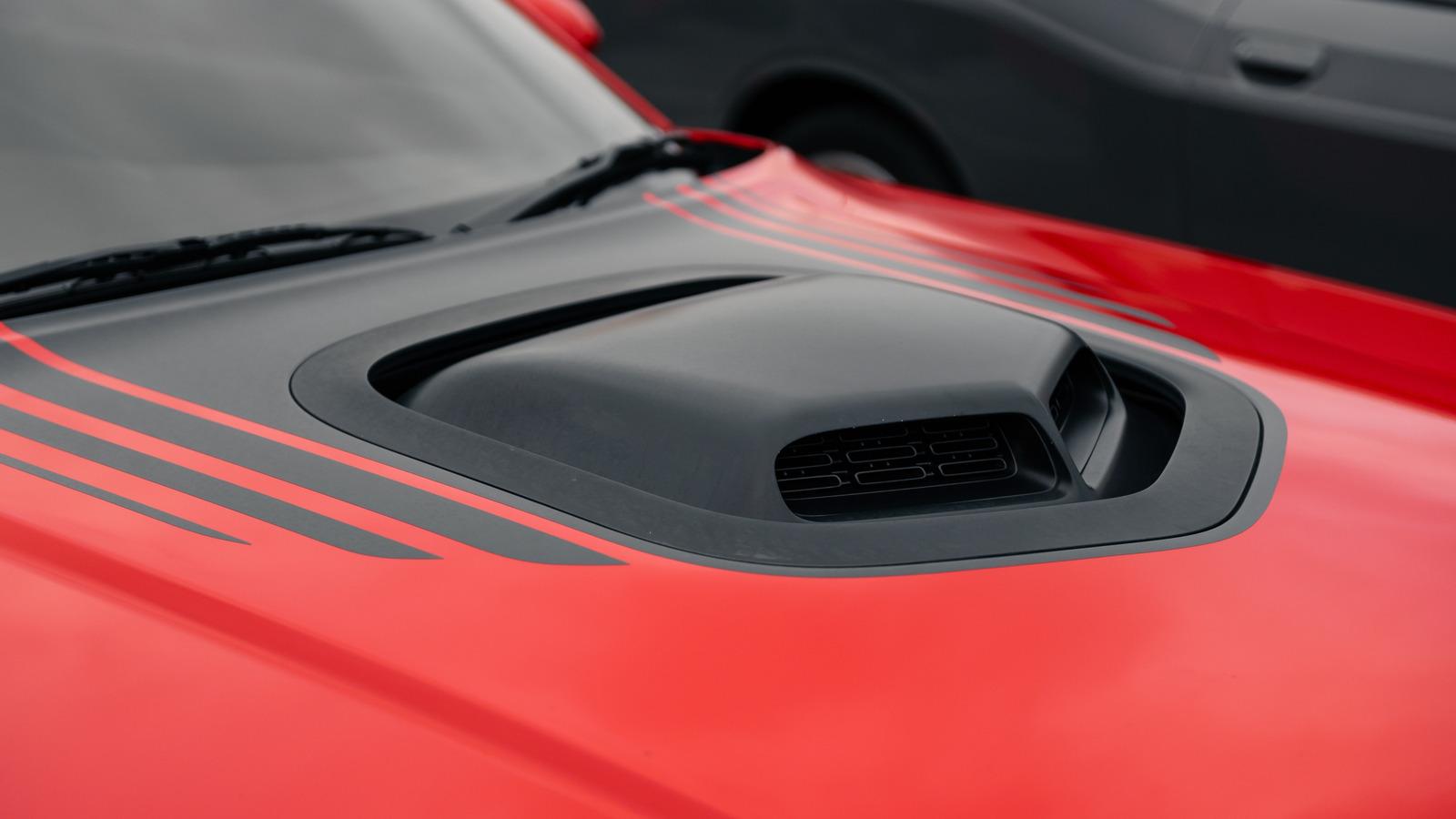 Steel vs. Aluminum Hoods: What Each Material Does Best (and Worst) - Complete Specifications, Price & Review 2026