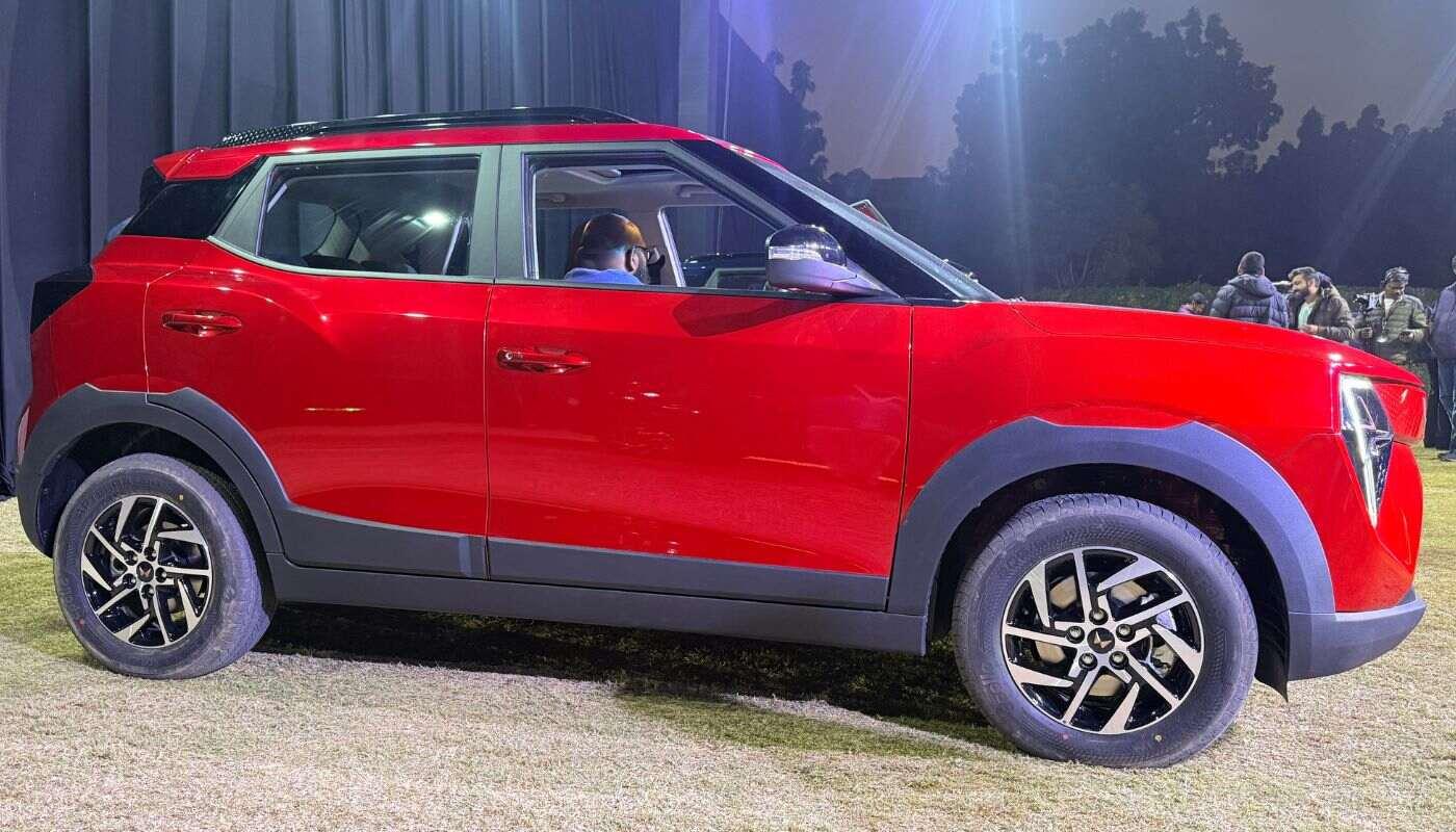 Mahindra XUV 3XO EV Price, Launch & Mileage – Deliveries Start Next Week - Complete Specifications, Price & Review 2026