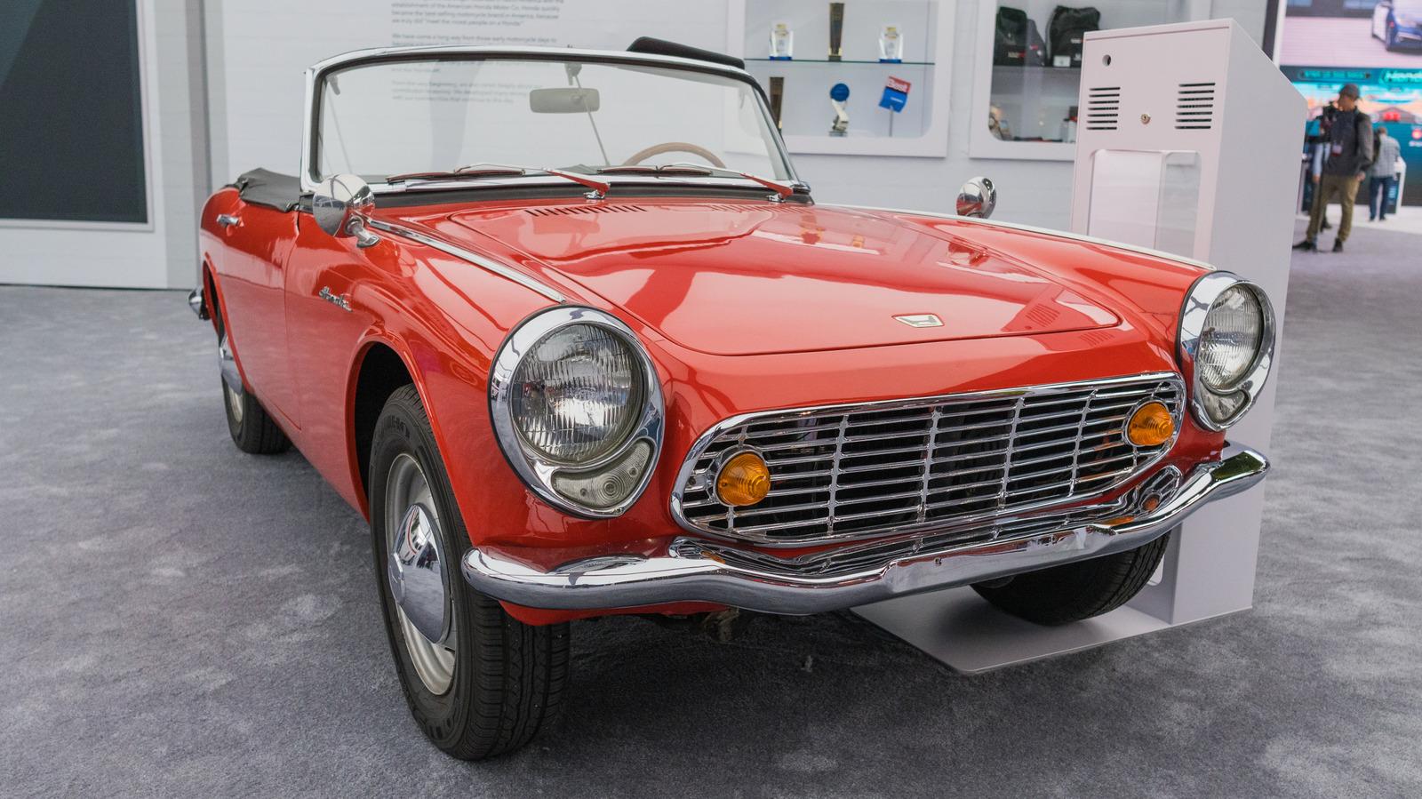 Honda S600: How a 606cc Engine Hit 9,500 RPM with Almost No Oil Pressure - Complete Specifications, Price & Review 2026