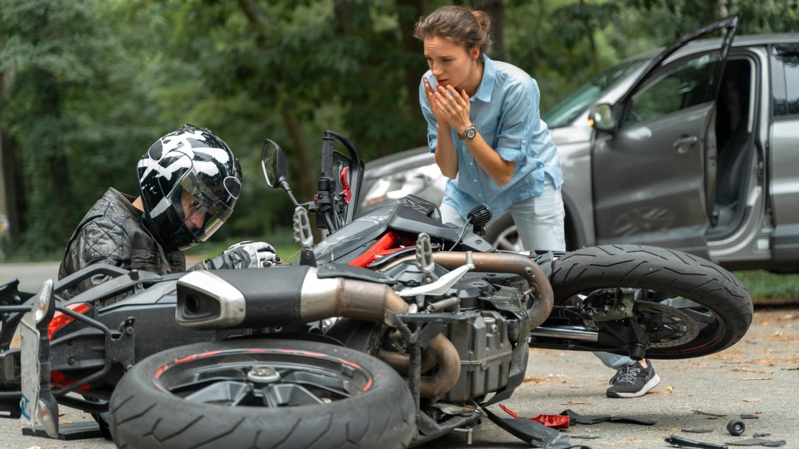 5 Unfortunate Mistakes New Motorcycle Riders Make – How to Ride Safely | High Quality Images 5 Unfortunate Mistakes New Motorcycle Riders Make – How to Ride Safely - Complete Specifications, Price & Review 2026
