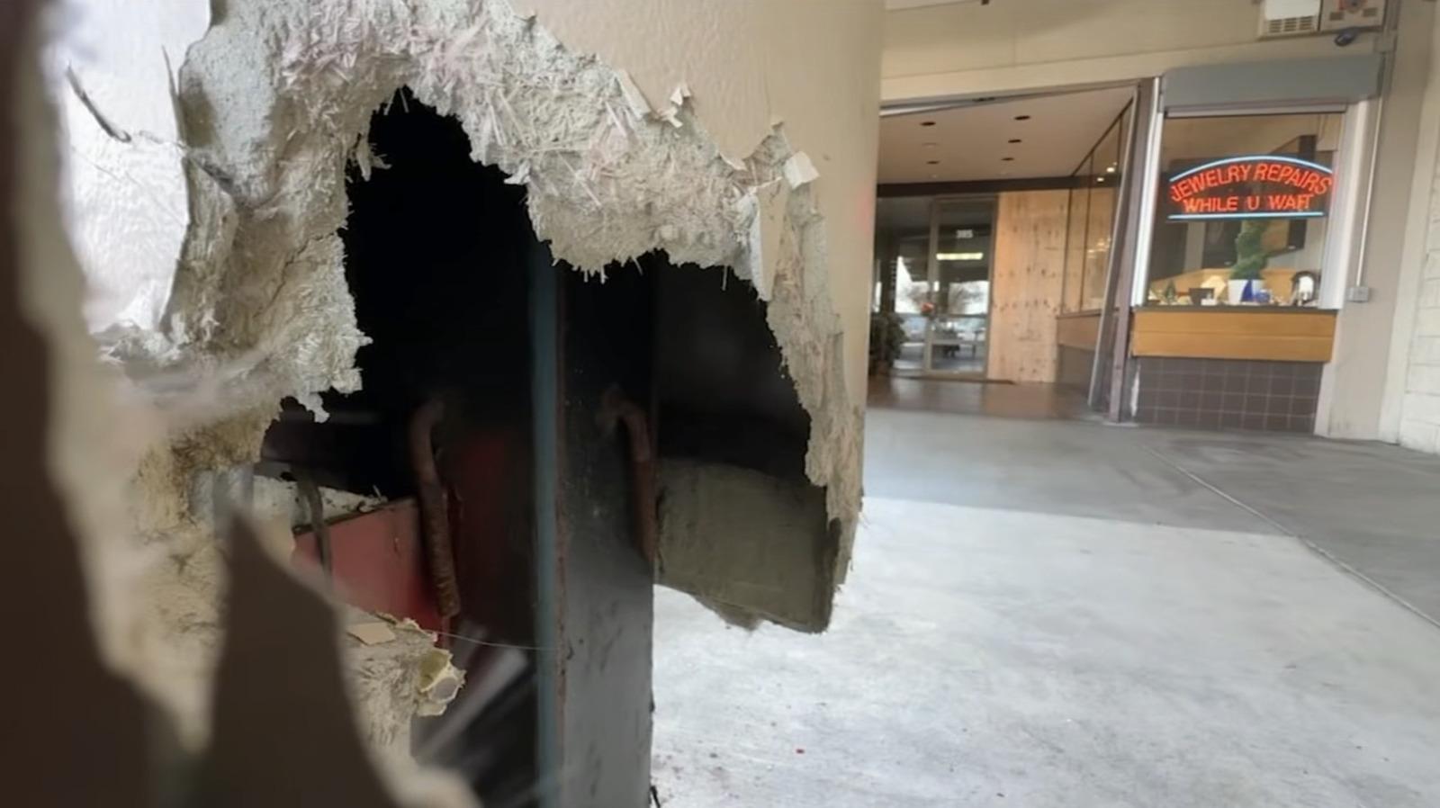 Bystander Crashes Getaway Car Into Jewelry Store – How One Hero Stopped a Heist - Complete Specifications, Price & Review 2026