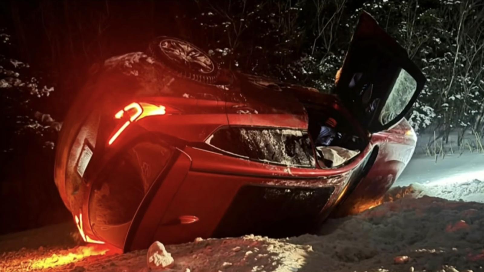 Quebec Hockey Team Rescues American Woman After Car Crash – Shocking True Story | High Quality Images Quebec Hockey Team Rescues American Woman After Car Crash – Shocking True Story - Complete Specifications, Price & Review 2026