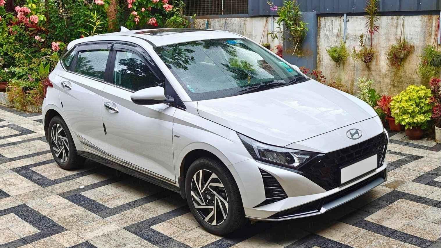 Hyundai i20 Review: Design, Performance, Price & Why It Excels From Commute to Weekend Thrill