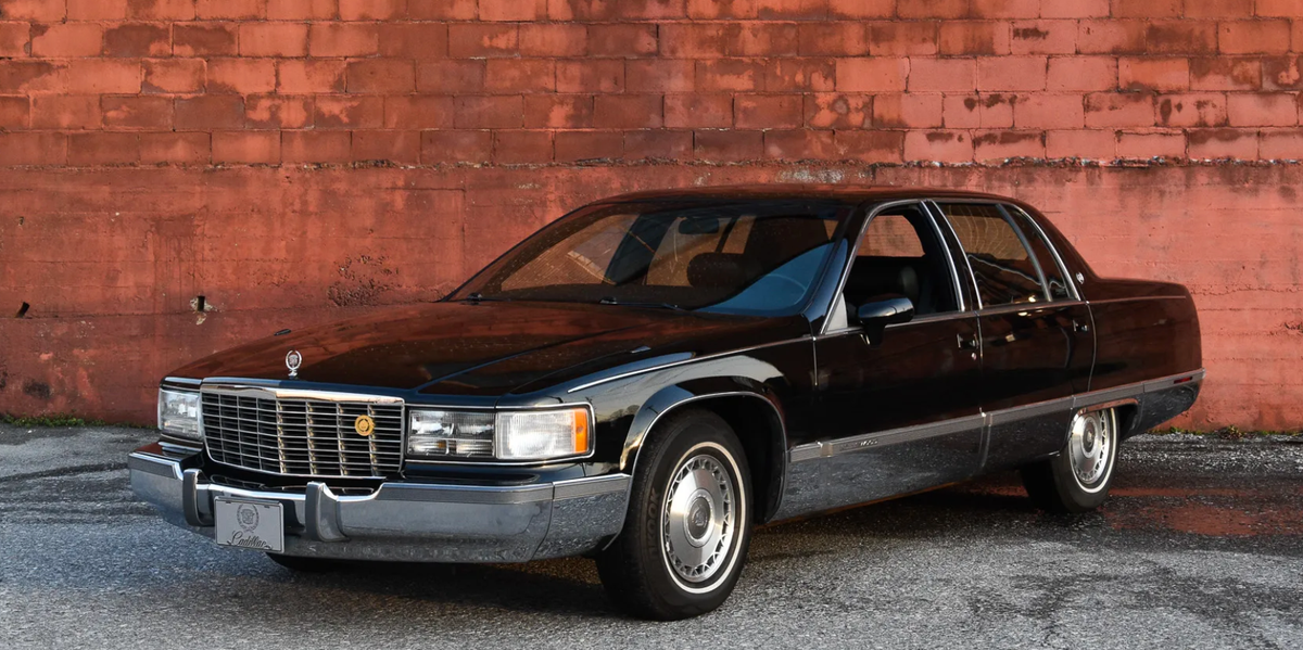 1994 Cadillac Fleetwood: The LT1 Land Yacht Making a Ultimate Comeback in 2026