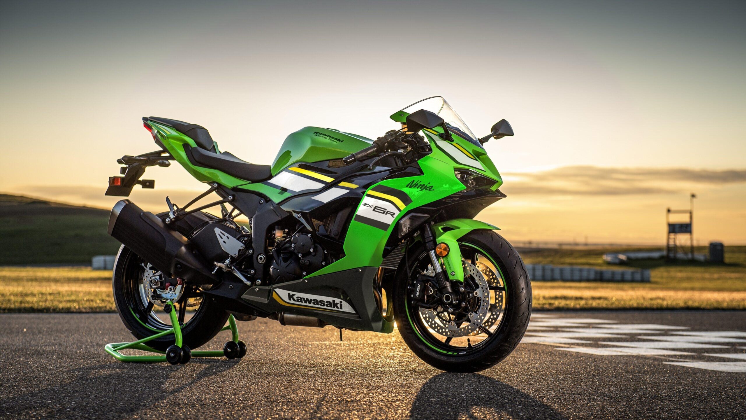 2024 Kawasaki Ninja 400 Price Drop: Now Rs 3.72 Lakh Cheaper!