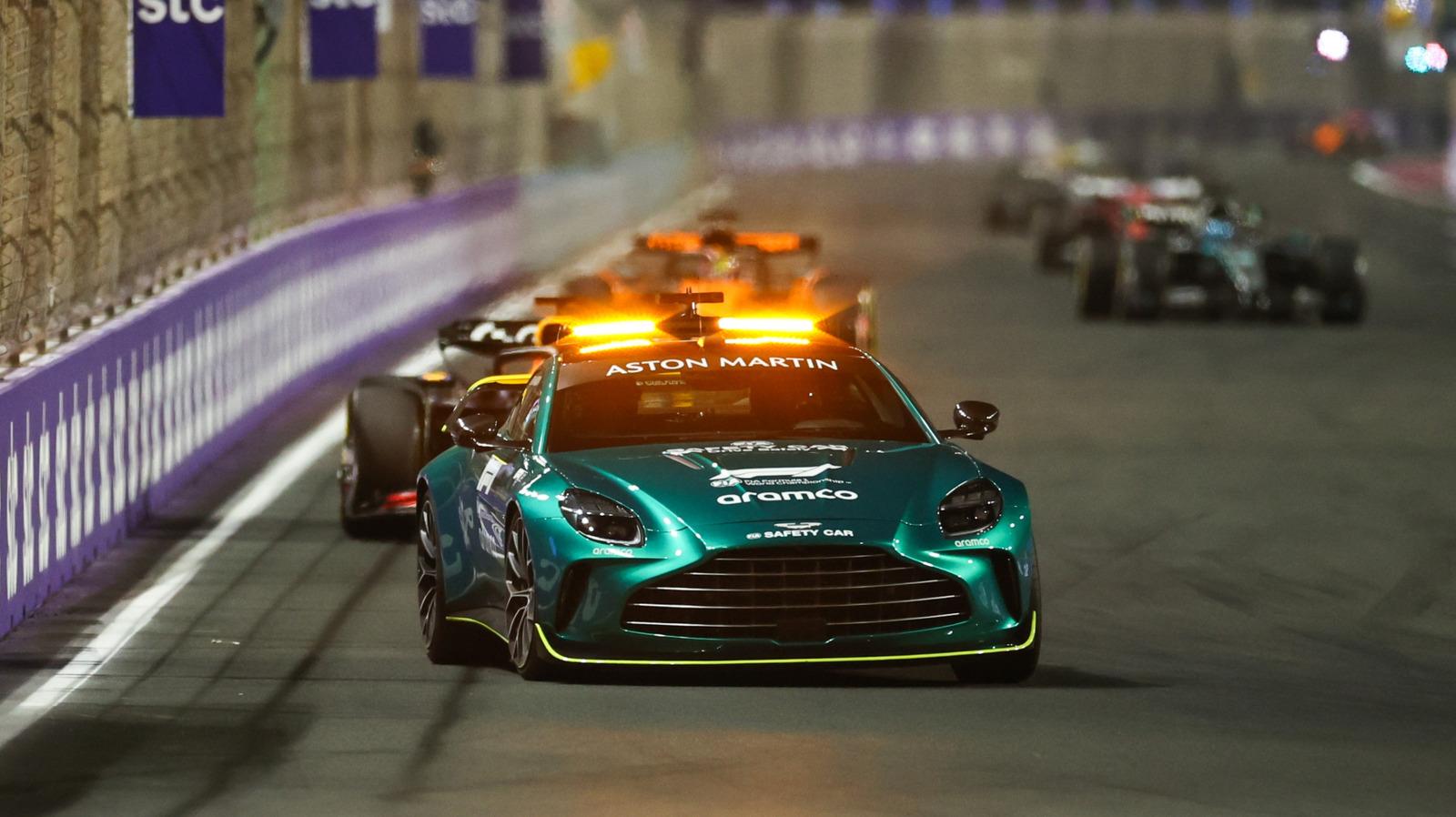 2026 Volkswagen Tayron R-Line: The New SUV King? Price, Specs, and Toyota Fortuner Comparison