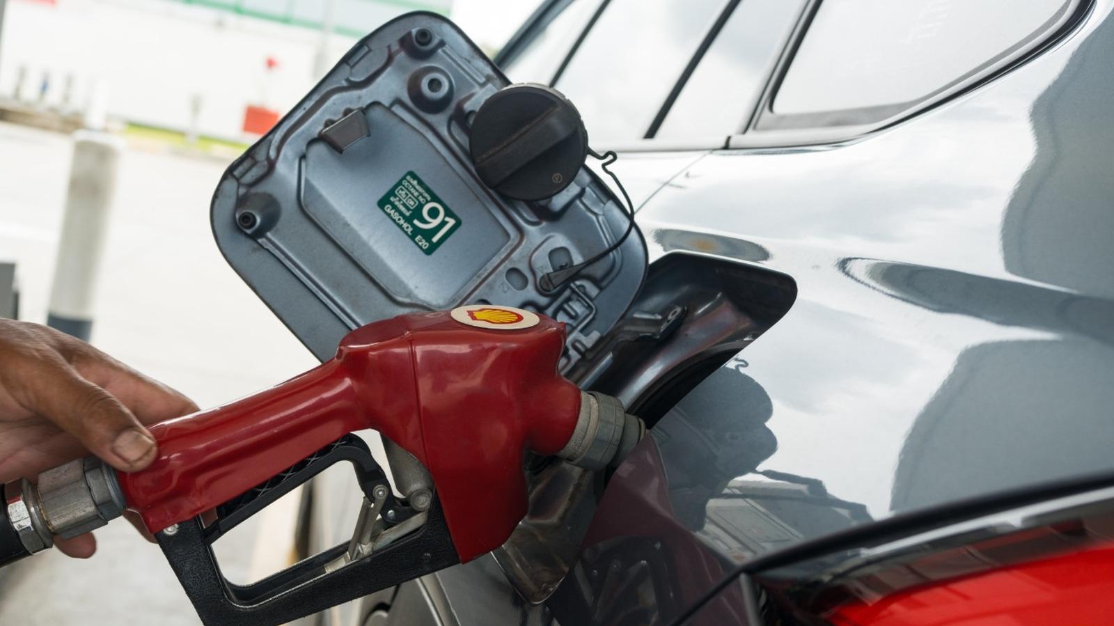 Best Fuel-Efficient Used Cars in 2026: Old Non-Hybrids with 25+ KMPL Mileage - Specs & Review 2026