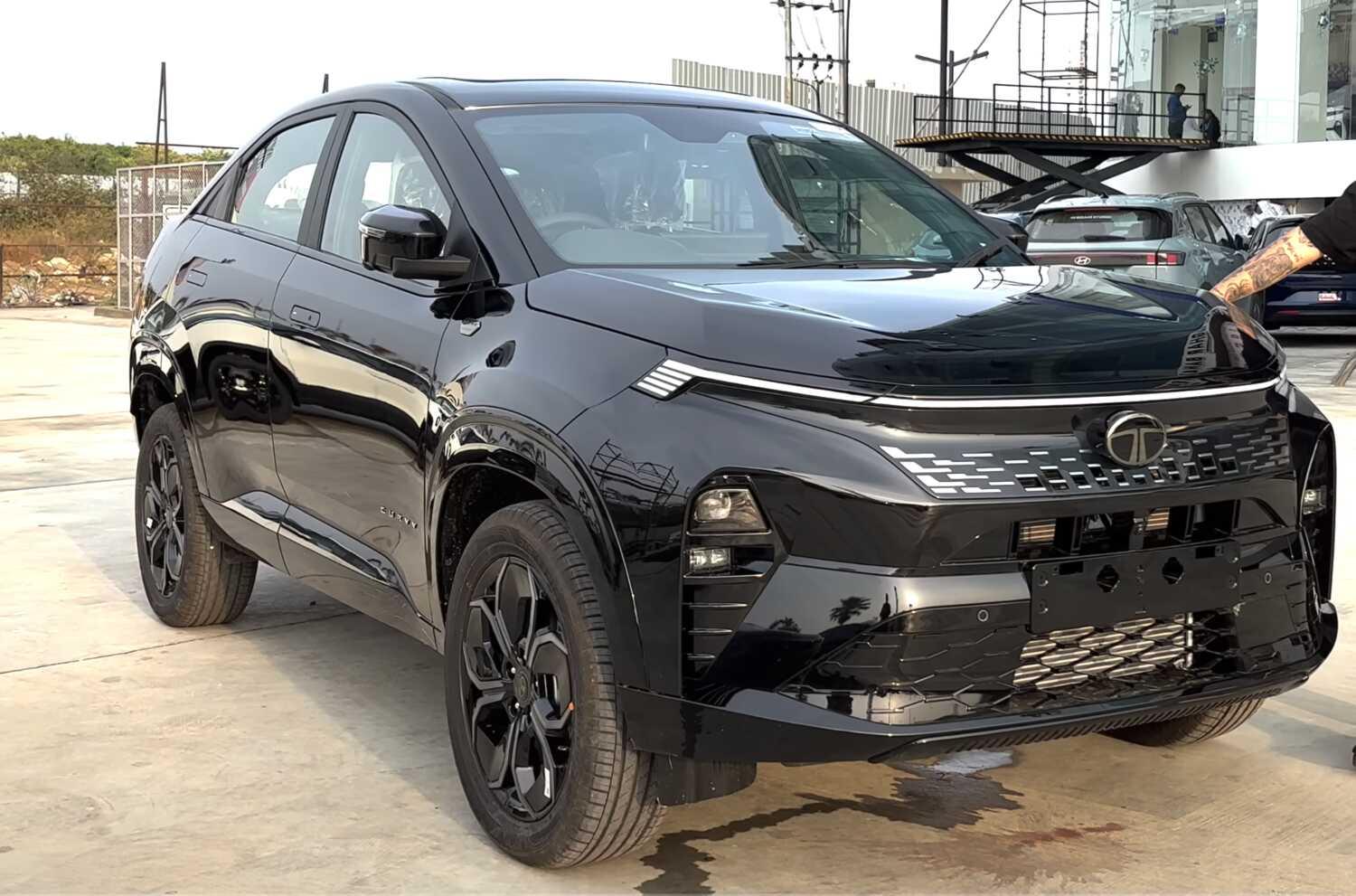 Tata March 2026 Discounts: Up to ₹3 Lakh Off Curvv EV, Big Savings on Tiago, Tigor & More